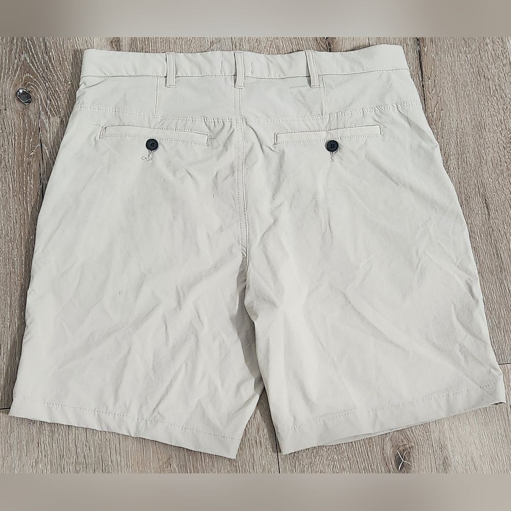 Onia men’s shorts size 32 khaki 360 stretch short - Picture 2 of 5